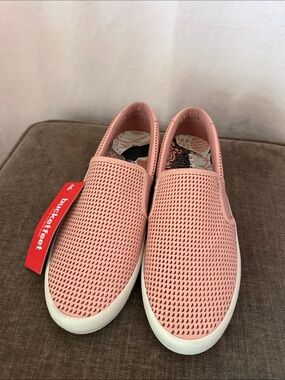 Bucketfeet Pink Slip-On Leather perforated Sneakers
